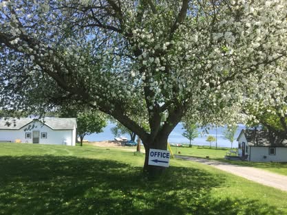 Resort Grounds & Heritage Apple Trees
