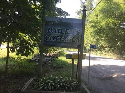 Bailey's Cottages Entrance Sign